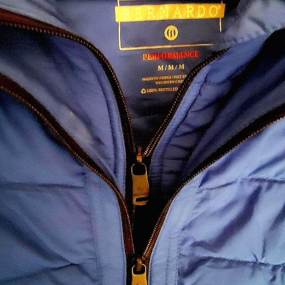 NWT Bernardo Performance Powder Jacket-Medium - Picture 4 of 10